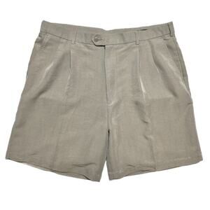Bachrach Khaki Tan Shorts Men's 38 Double Reverse Pleats Classic Preppy Summer